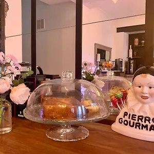 La Glycine Couette-café